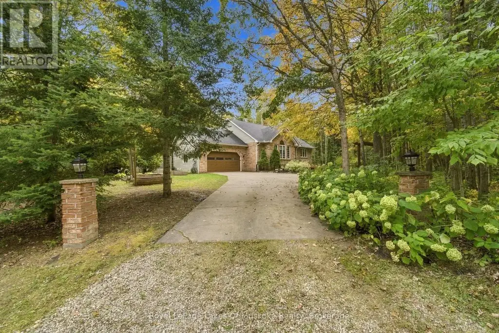 1002 Joseph Place, Gravenhurst (Morrison)