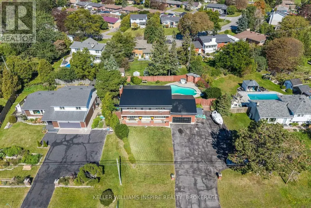 4557 Bath Road, Loyalist (Amherstview)