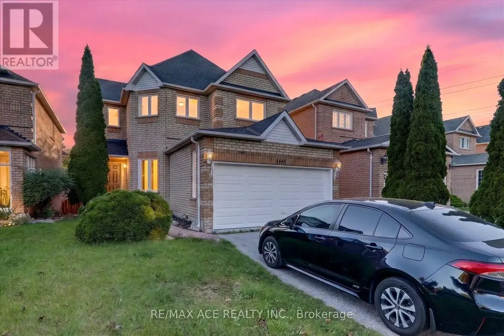 1446 Sandhurst Crescent, Pickering (Highbush)