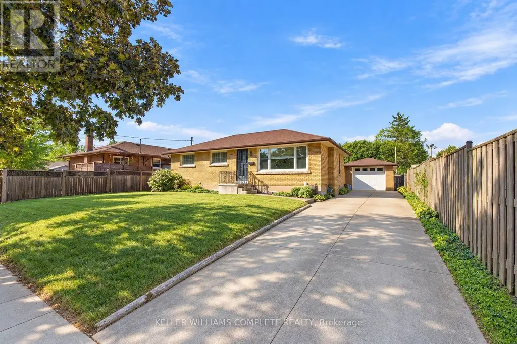 6247 Balmoral Avenue, Niagara Falls (Morrison)