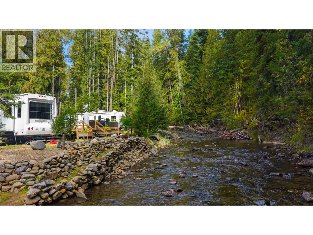 4529 Highway 3, Arrow Creek