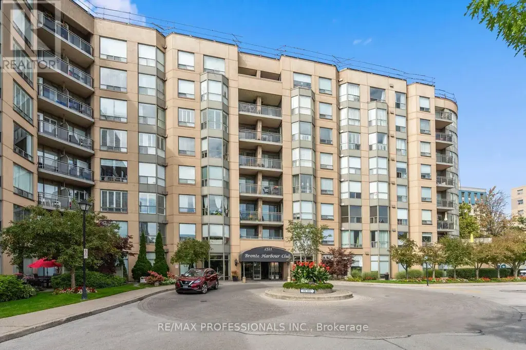 311 - 2511 Lakeshore Road W, Oakville (BR Bronte)