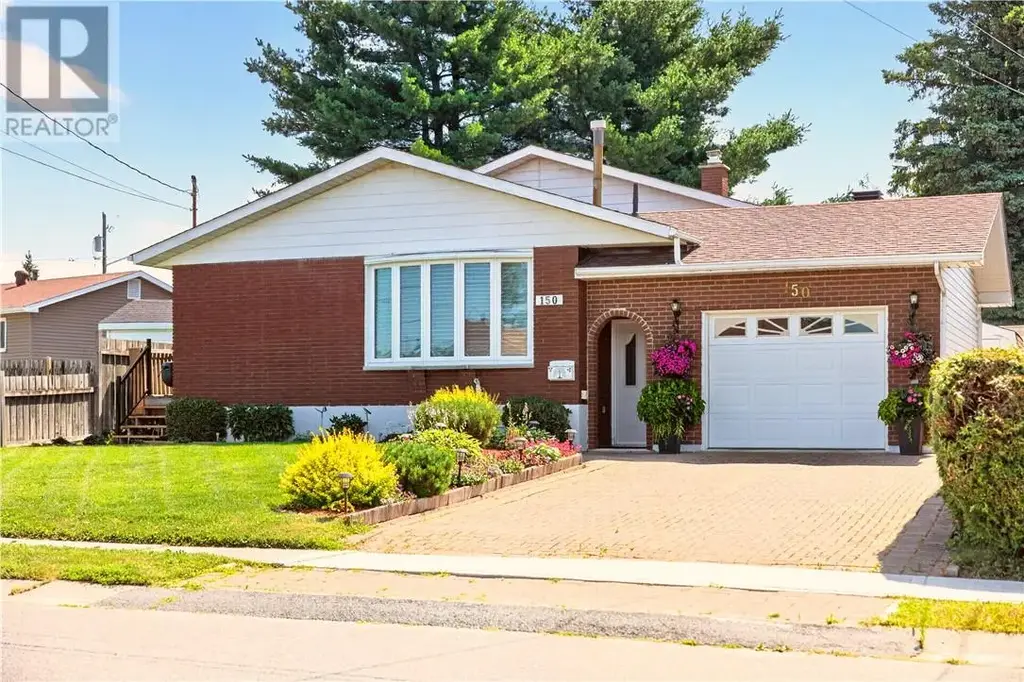 150 Newton Crescent, Garson