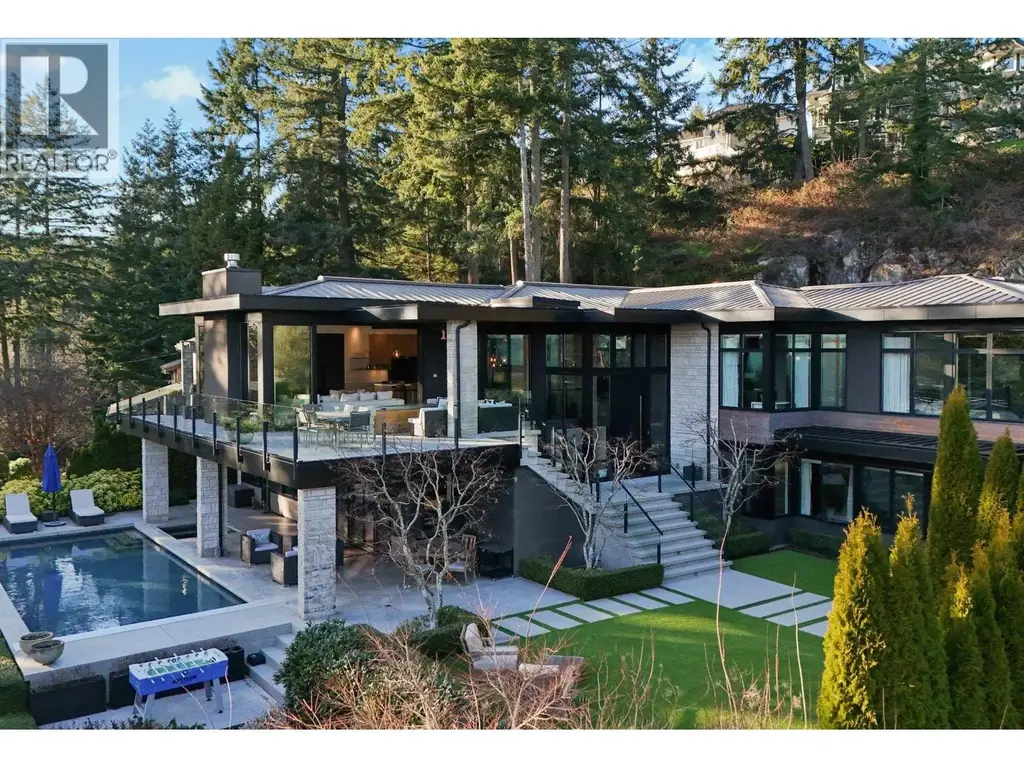 4799 Clovelly Walk, West Vancouver
