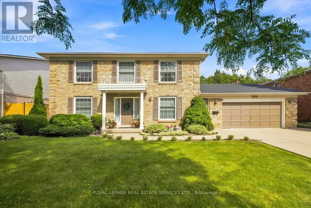 1309 Monmouth Drive, Burlington (Tyandaga)