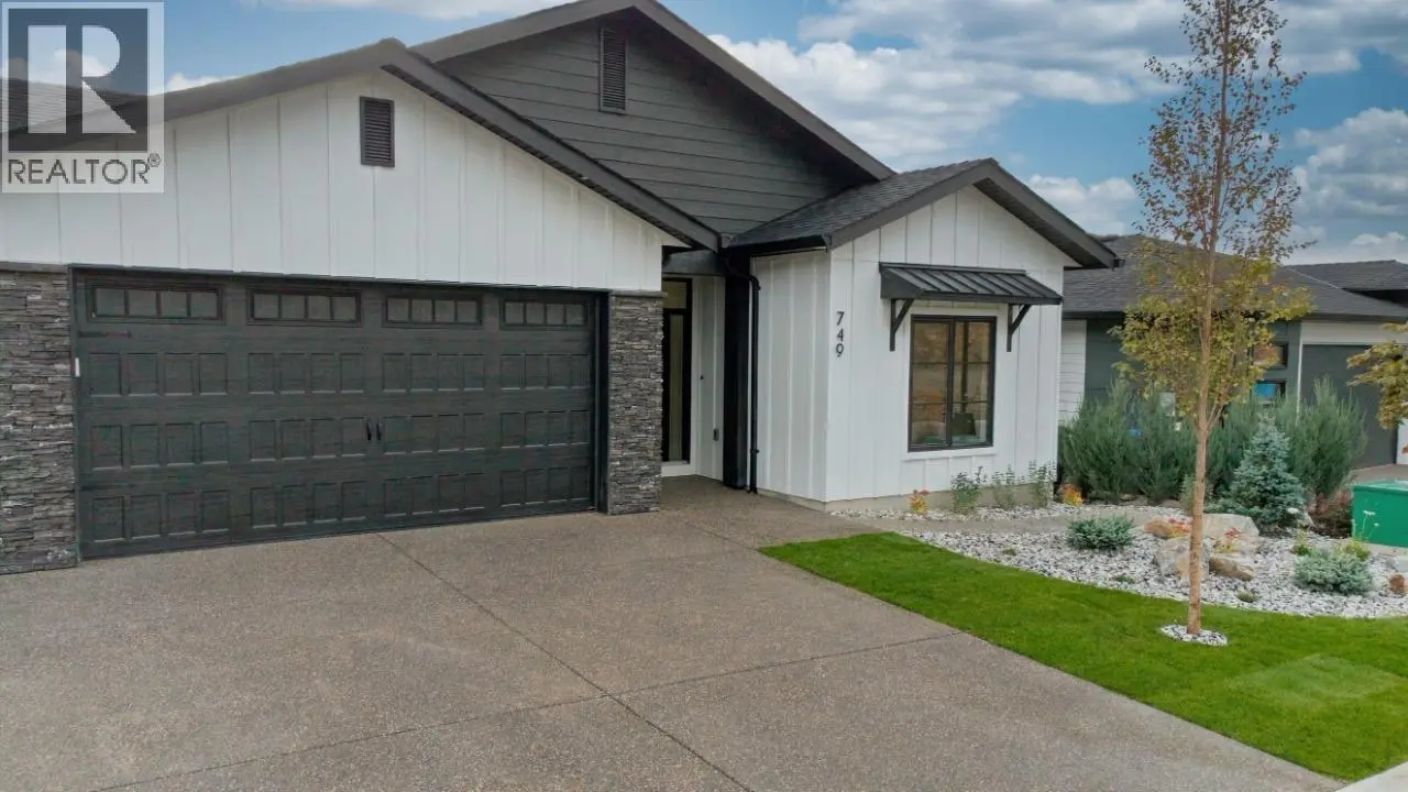 Photo of Listing #10402309