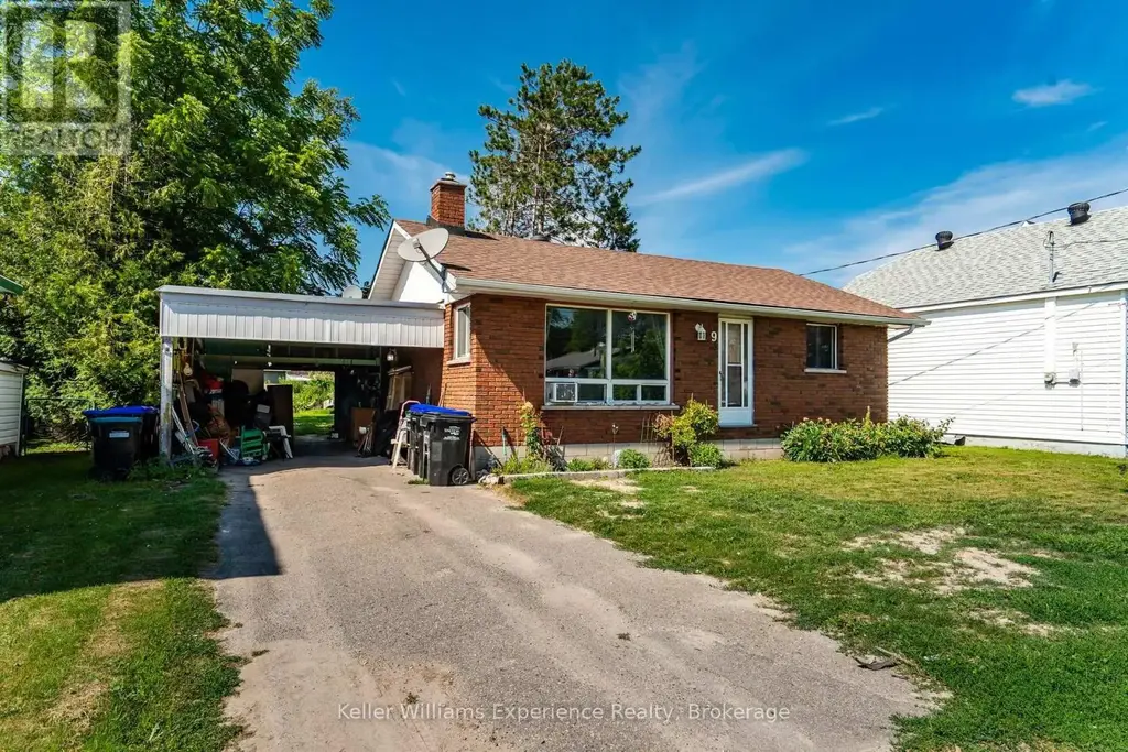 9 Wolfe Street, Penetanguishene