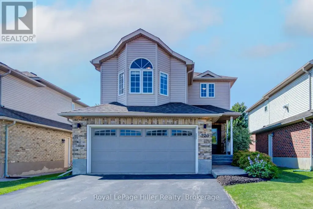 220 Schneller Drive, Wilmot