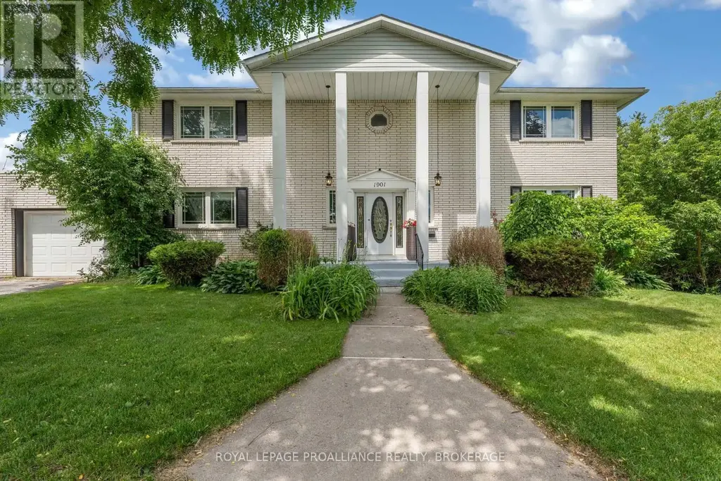 1901 Sydenham Road, Kingston (City North of 401)