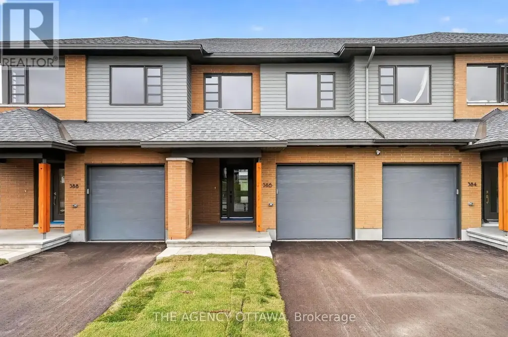 386 Walden Drive, Ottawa