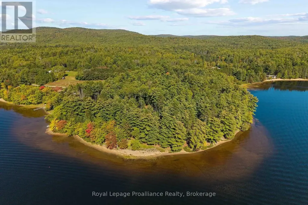 18 Swan Lane, Madawaska Valley