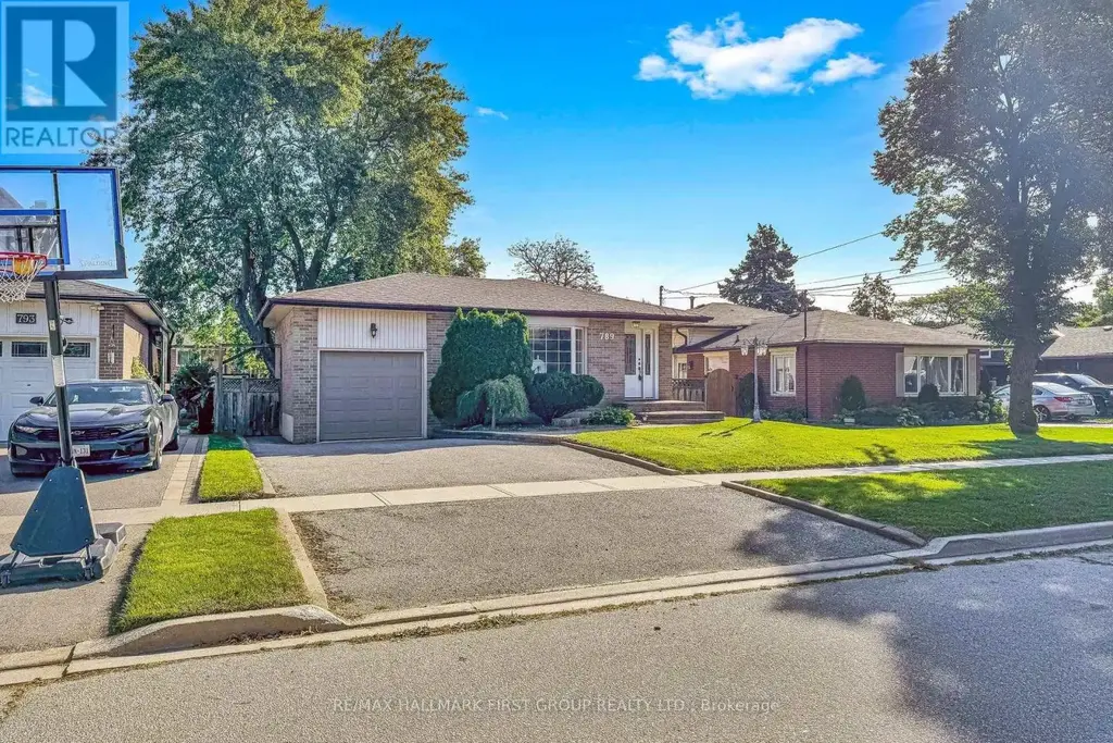 789 Hillcrest Road, Pickering (West Shore)