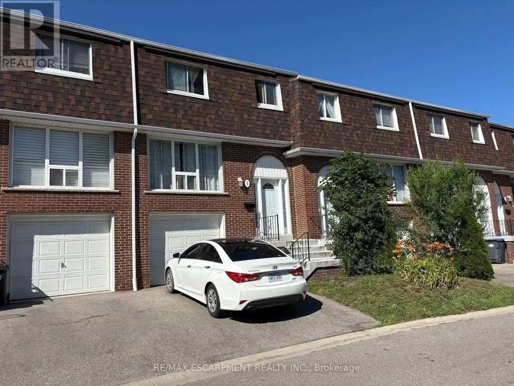 4 - 2380 Bromsgrove Road, Mississauga (Clarkson)