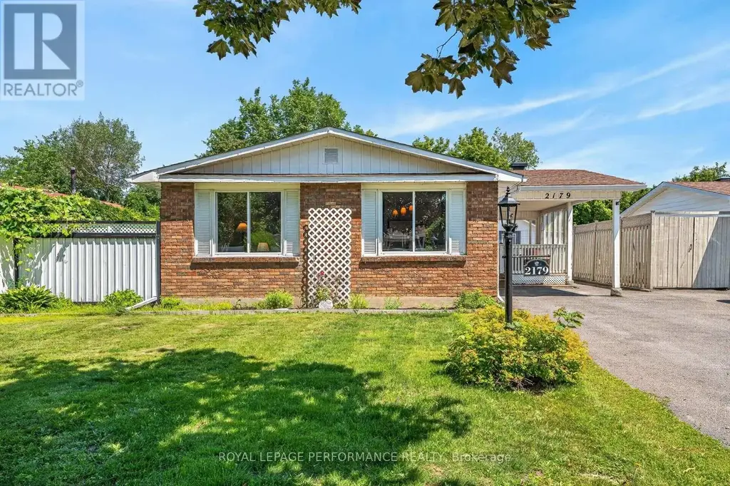 2179 Erinbrook Crescent, Ottawa