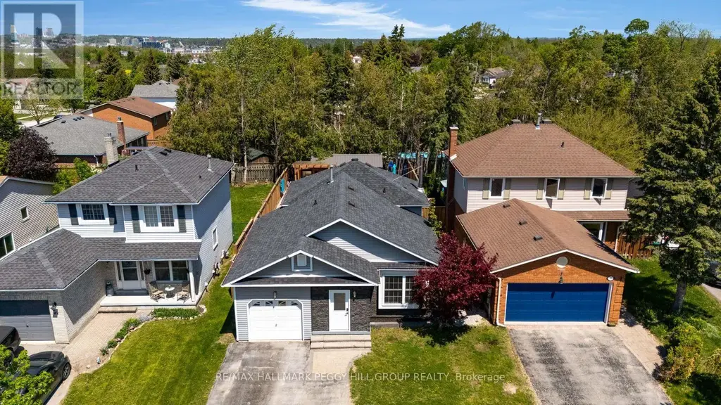 44 Knicely Road, Barrie (Painswick North)