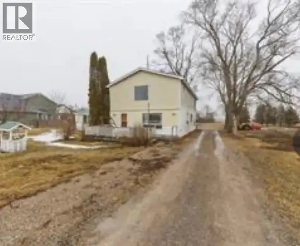 7074 Bonnie Doon Road, Plympton-Wyoming