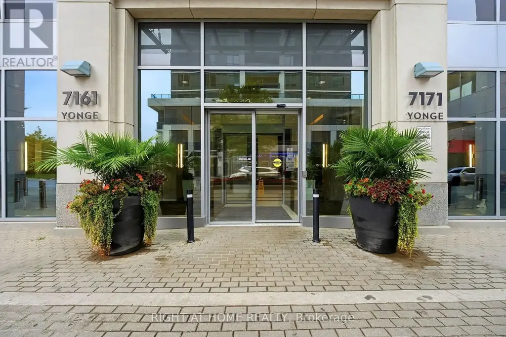 1702 - 7171 Yonge Street, Markham (Grandview)