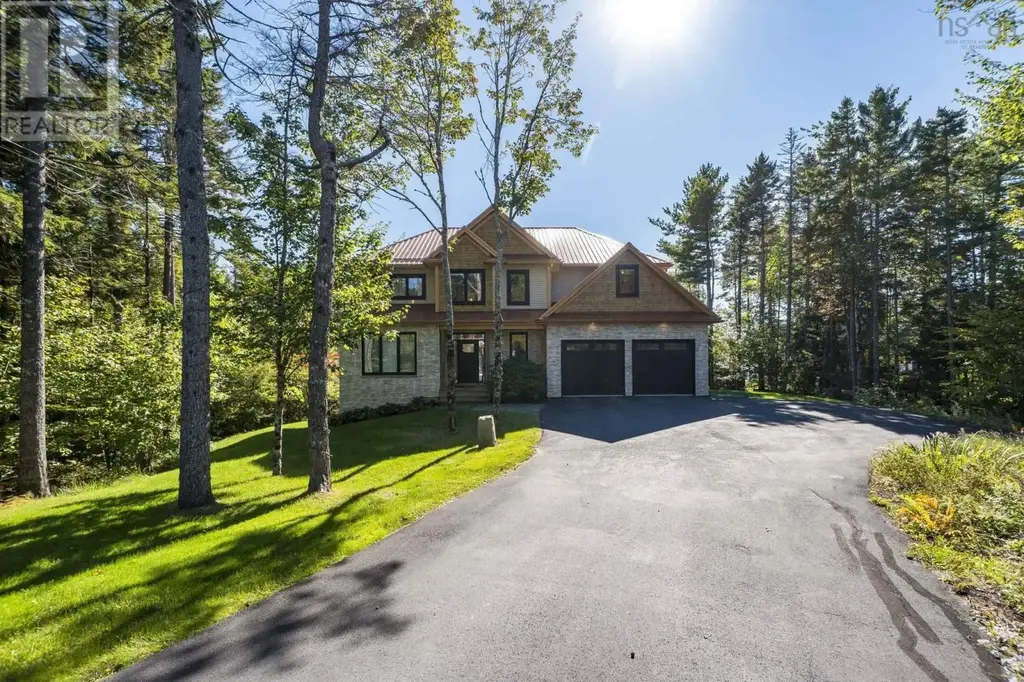 460 Mccabe Lake Drive, Middle Sackville