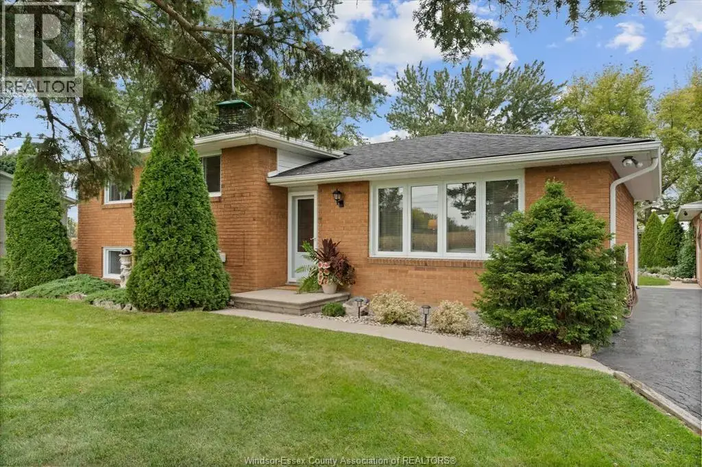 3724 Concession 3 Road North, Amherstburg