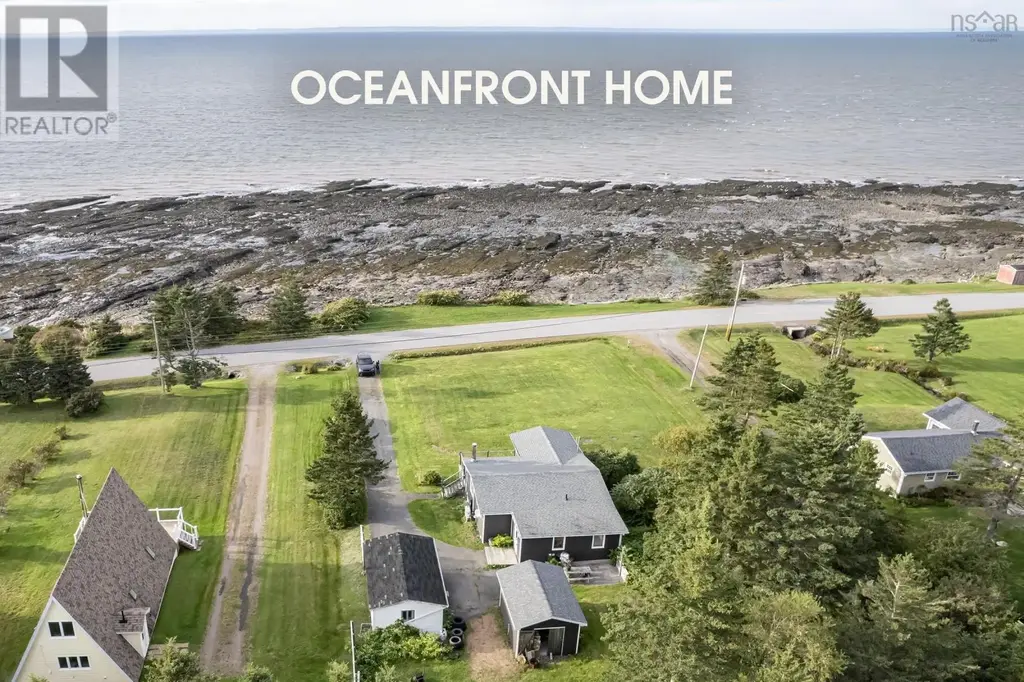 12240 Shore Road, Port George
