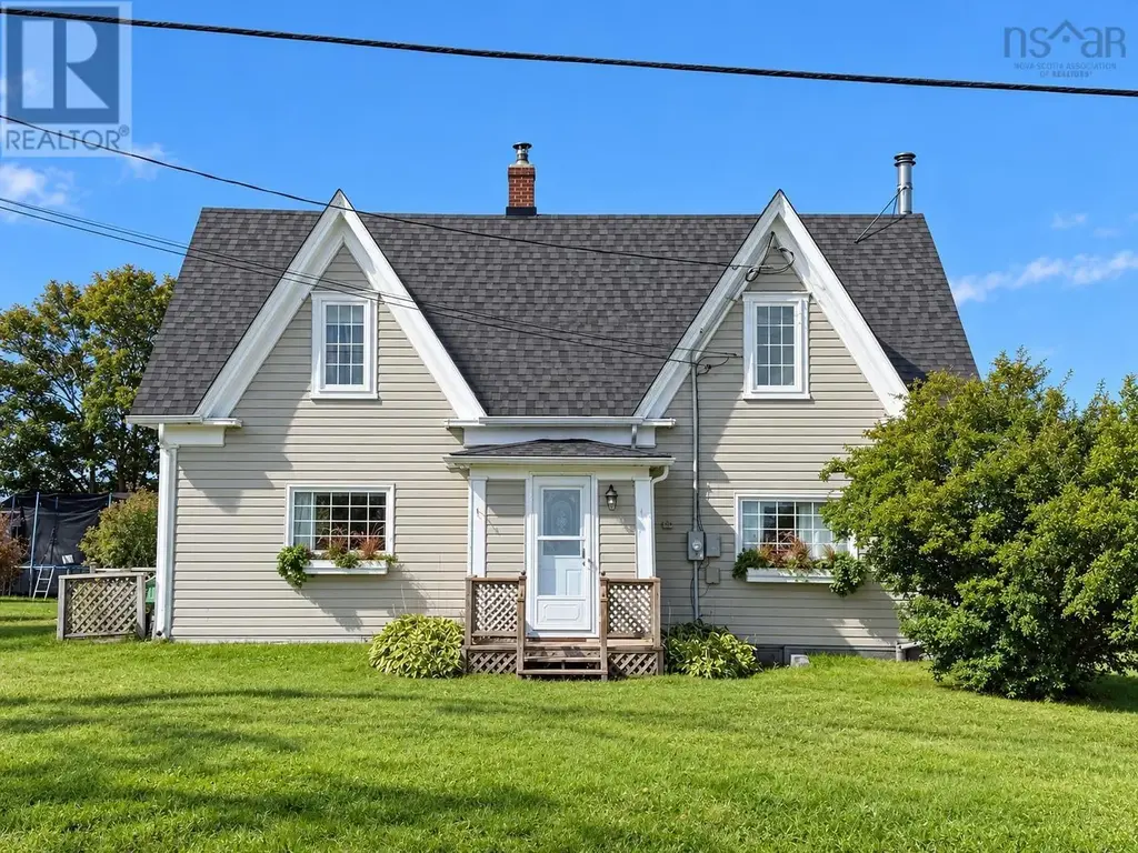3281 Highway 1, Port Maitland
