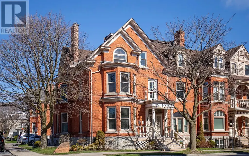 2 - 244 King Street E, Kingston (Central City East)
