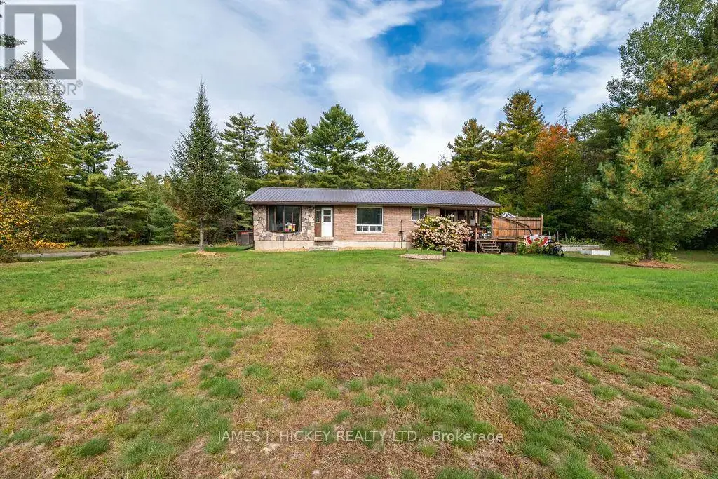 36148 Highway 17 Highway, Laurentian Hills