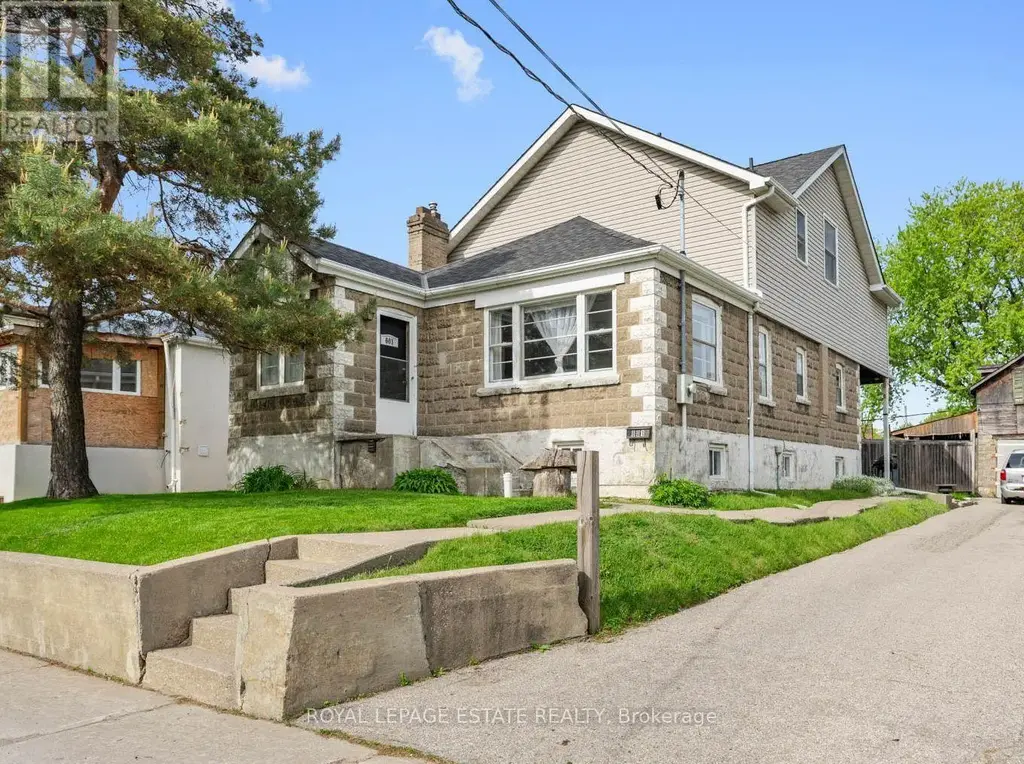 601 Pharmacy Avenue, Toronto (Clairlea-Birchmount)