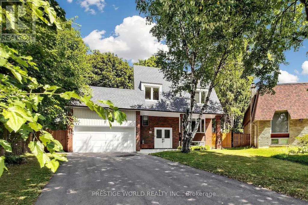 20 Hester Court, Markham (Royal Orchard)