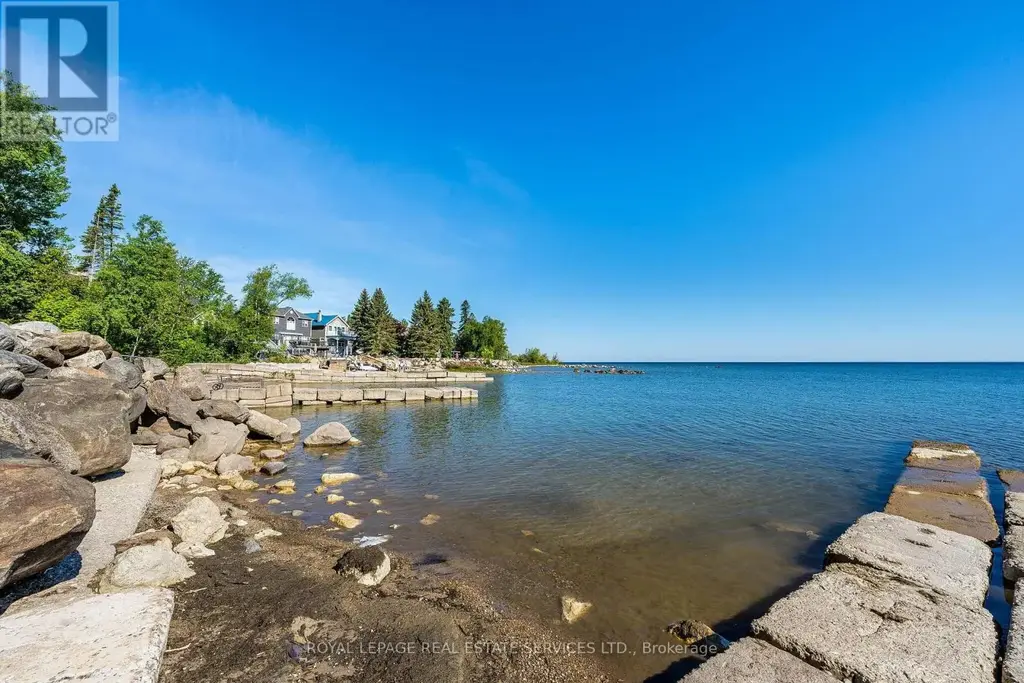 2228 Shore Lane, Wasaga Beach