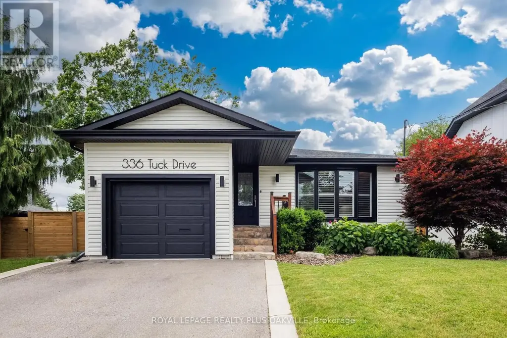 336 Tuck Drive, Burlington (Shoreacres)