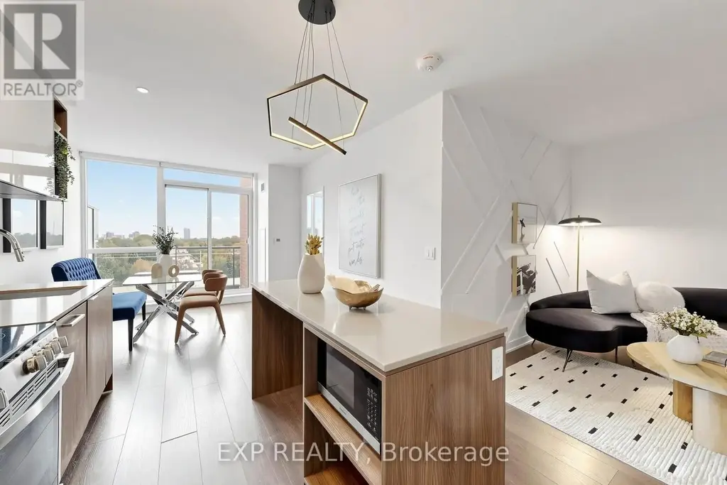 611 - 31 Tippett Road, Toronto (Clanton Park)