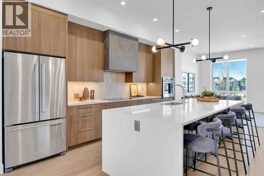133 Greenwich Common Nw, Calgary