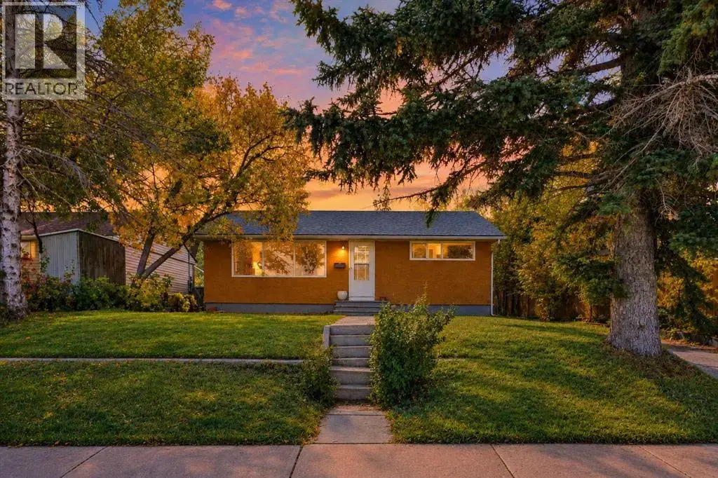411 33 Avenue Ne, Calgary