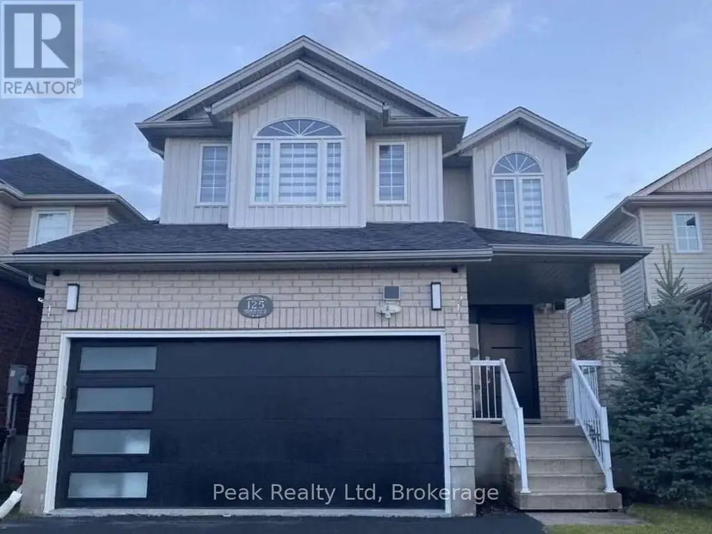 125 Steepleridge Street, Kitchener