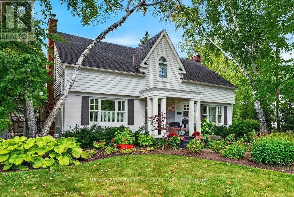 1417 Halifax Place, Burlington (Brant)