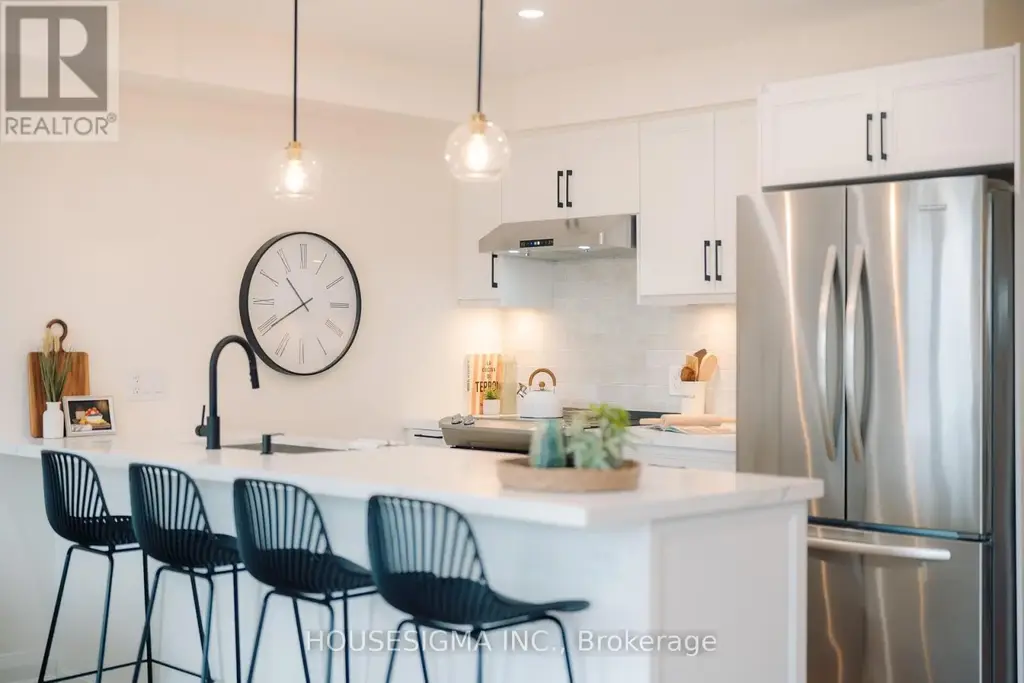 825 Cook Crescent, Shelburne