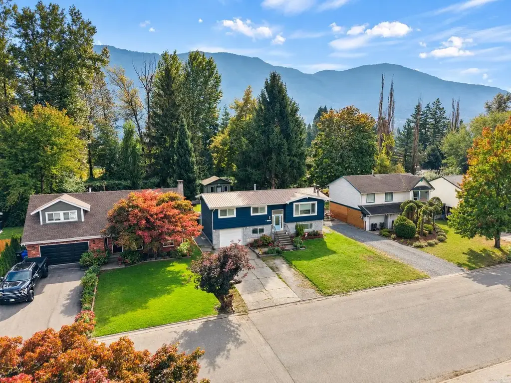 9650 Aberdeen Crescent, Rosedale, Rosedale