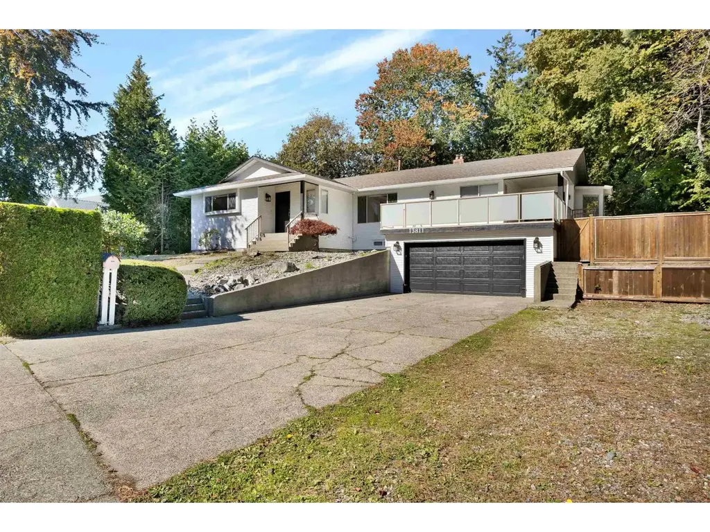 13811 17 Avenue, Surrey
