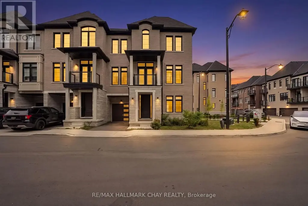 121 De La Roche Drive, Vaughan (Vellore Village)