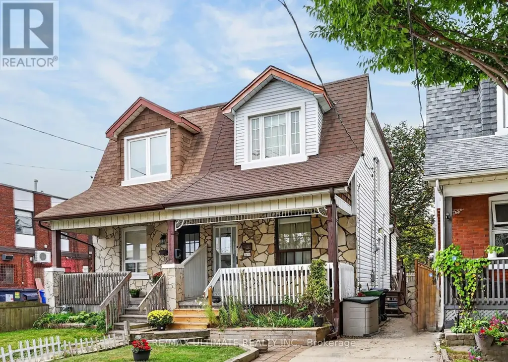 12 Eldon Avenue, Toronto (Crescent Town)