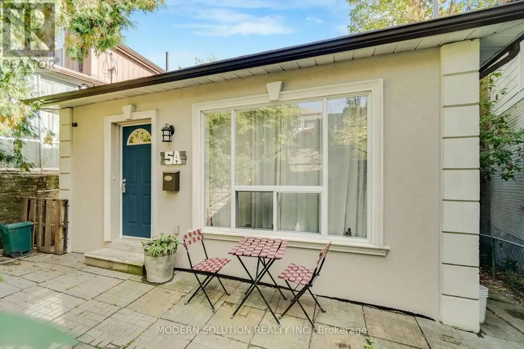 5a Dynevor Road, Toronto (Caledonia-Fairbank)