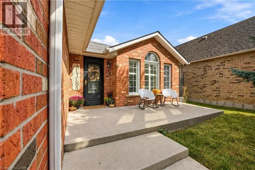 776 Acadia Drive, Hamilton