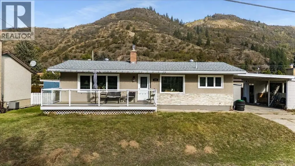 290 8th Avenue, Montrose