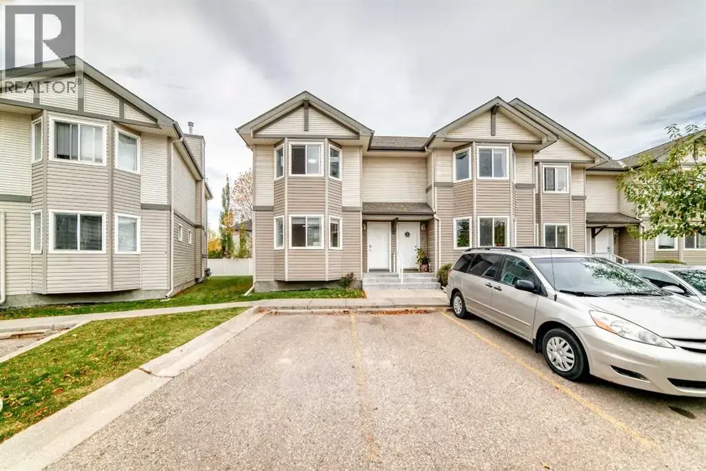48 Royal Birch Villas Nw, Calgary