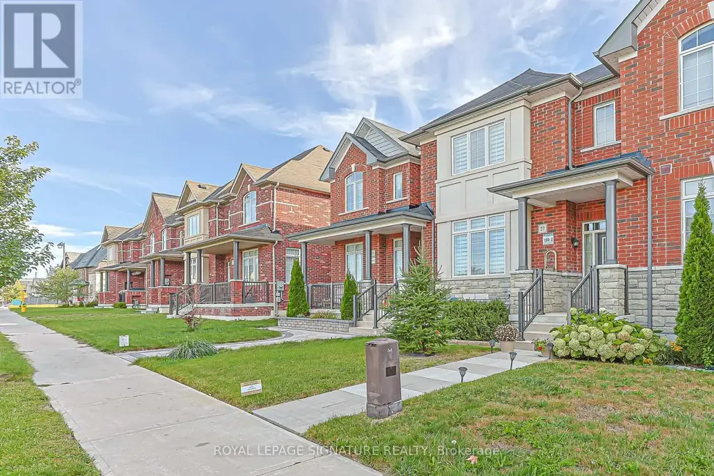 27 Beechborough Crescent, East Gwillimbury (Sharon)