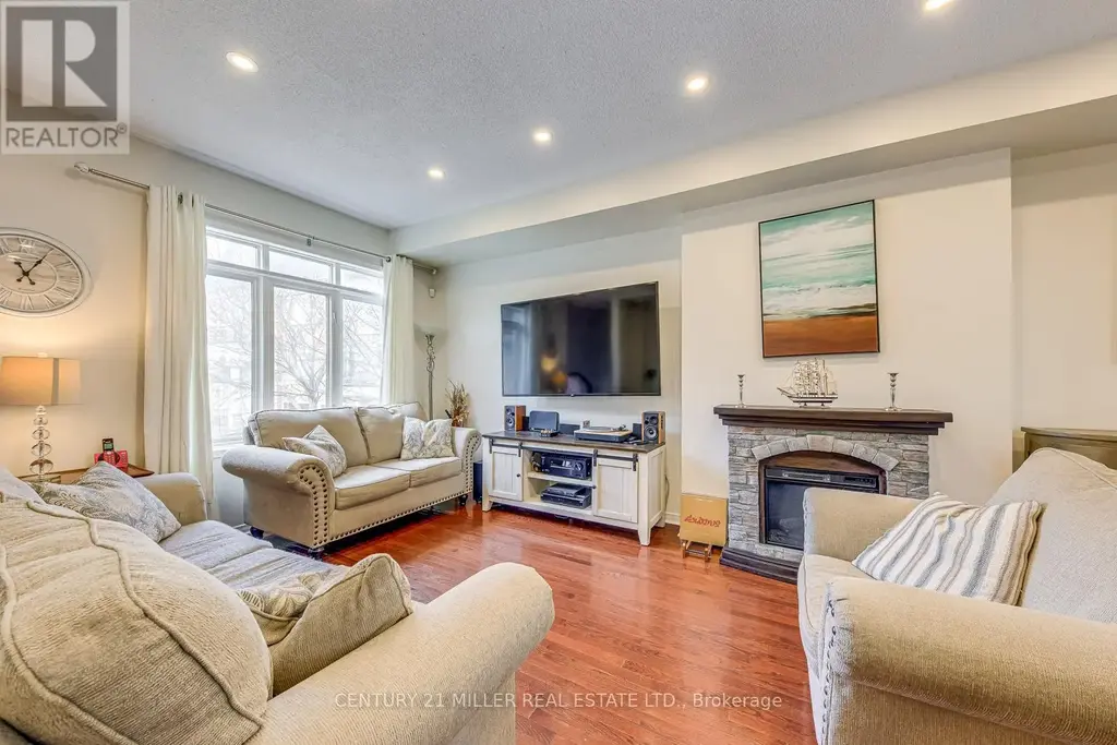 3117 Joel Kerbel Place, Mississauga (Applewood)