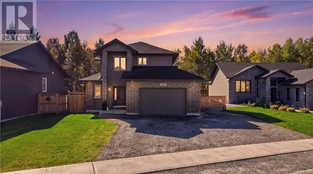59 Herman Mayer Drive, Lively