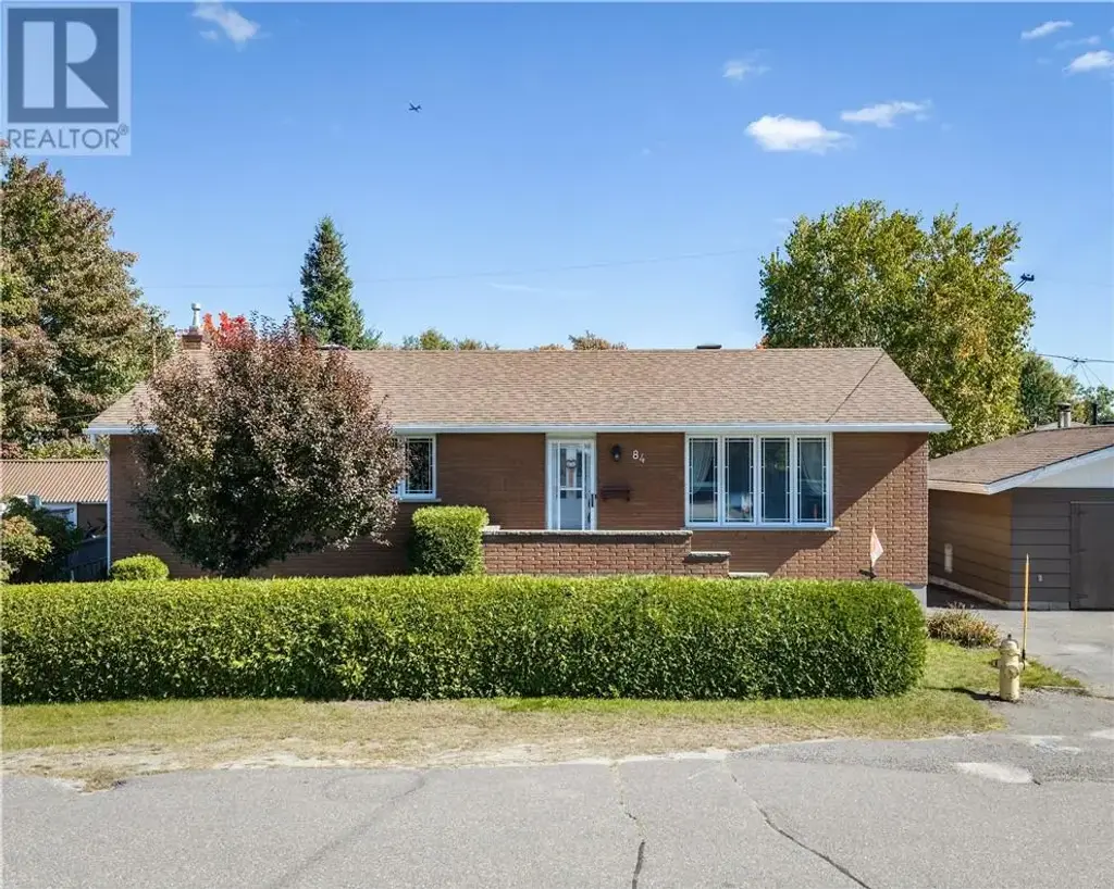 84 Neelon Avenue, Sudbury