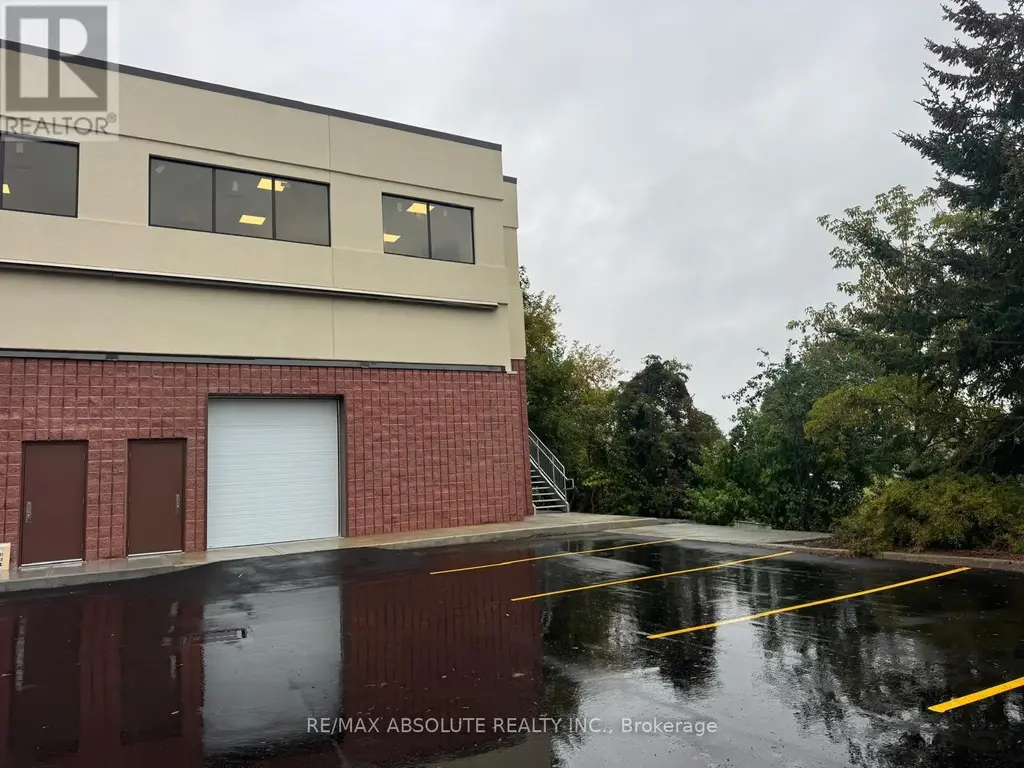 205 - 31 Northside Road, Ottawa
